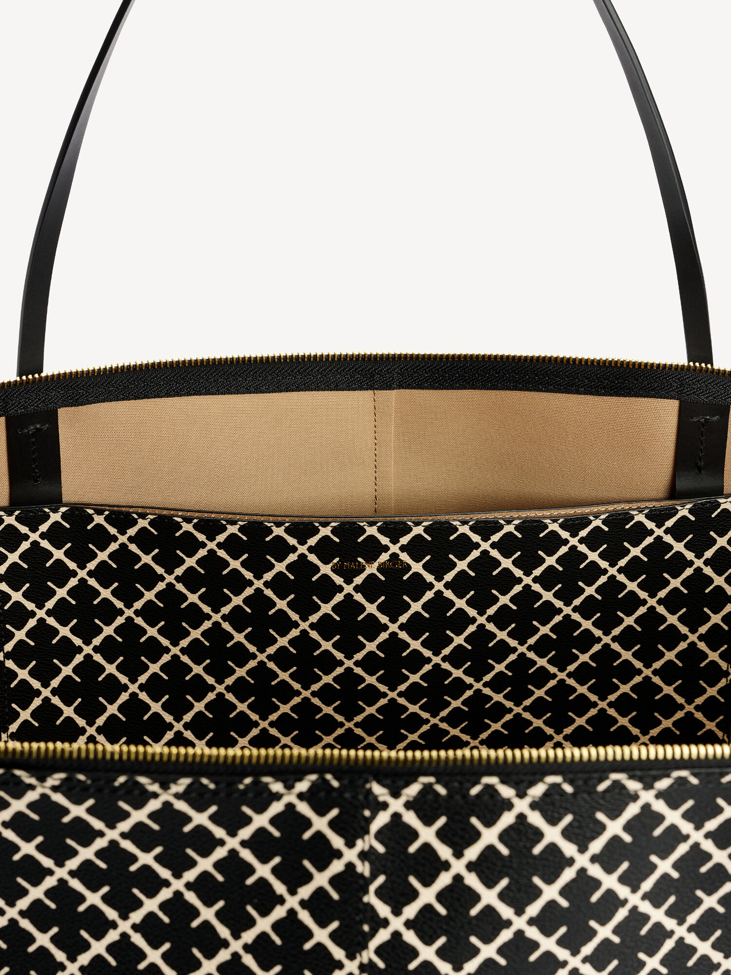 By Malene Birger Leesa Tote Bags Black | UK_BB61250