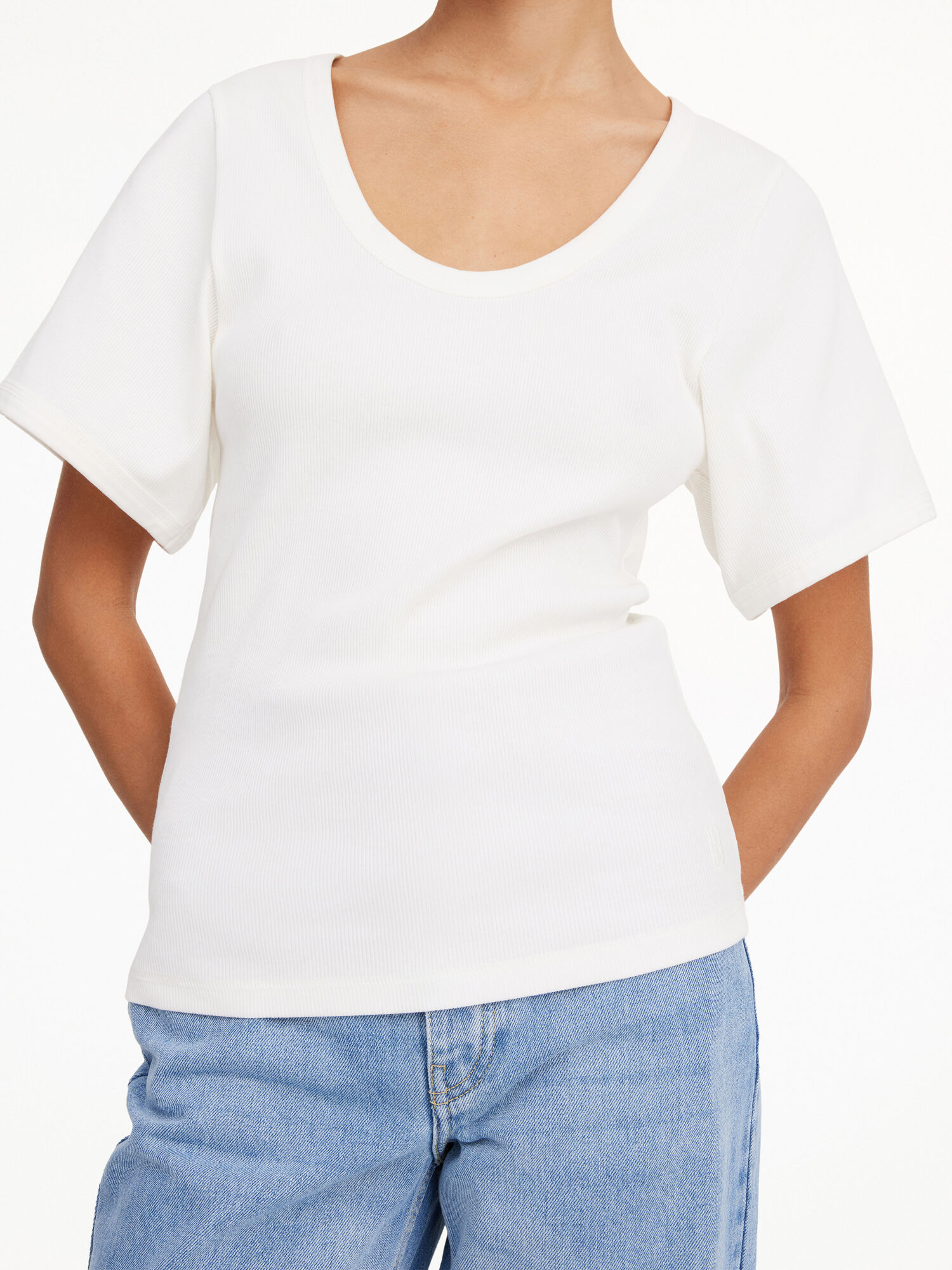 By Malene Birger Lunai T-shirt Tops Soft White | UK_BB81739